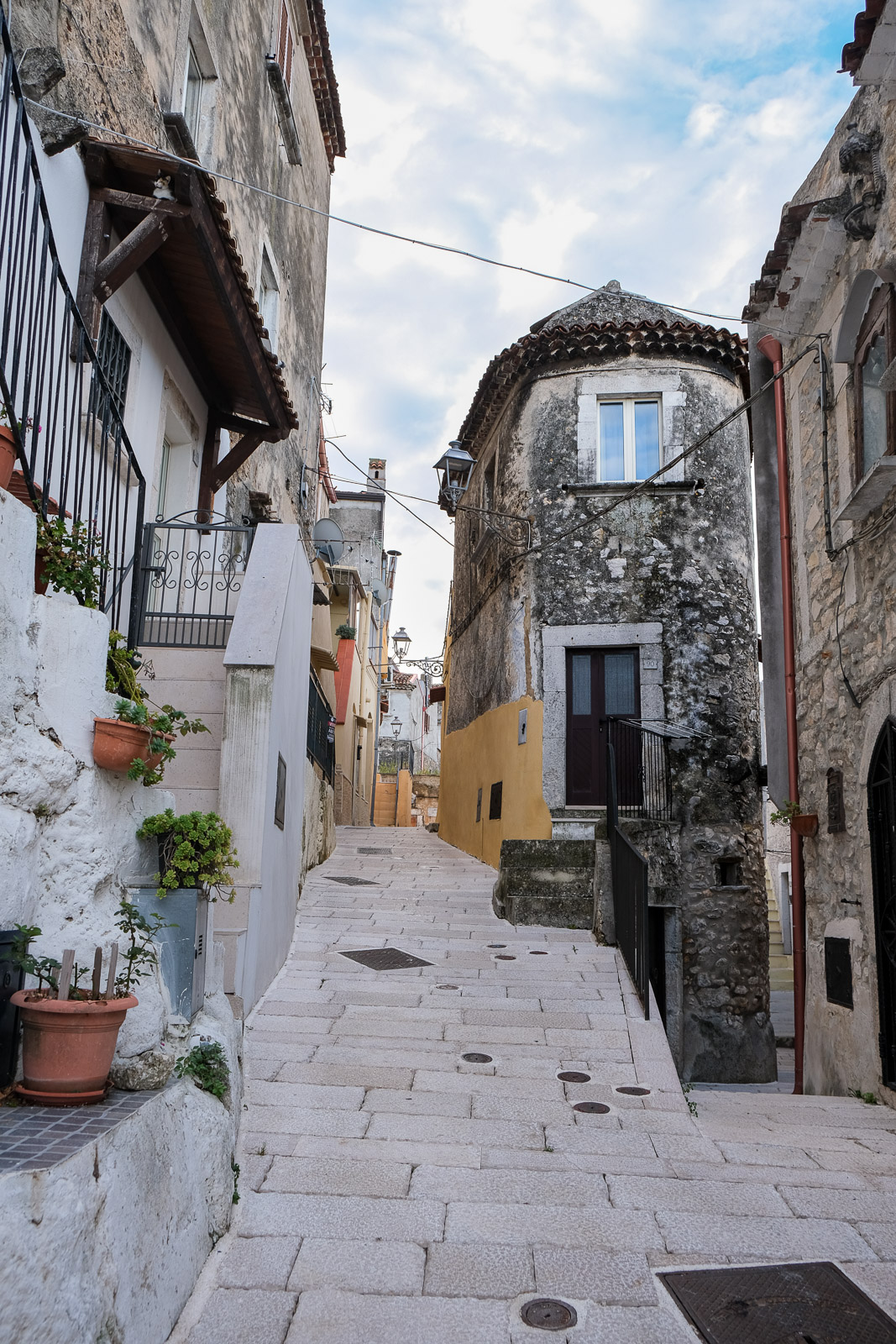 Uphill street=