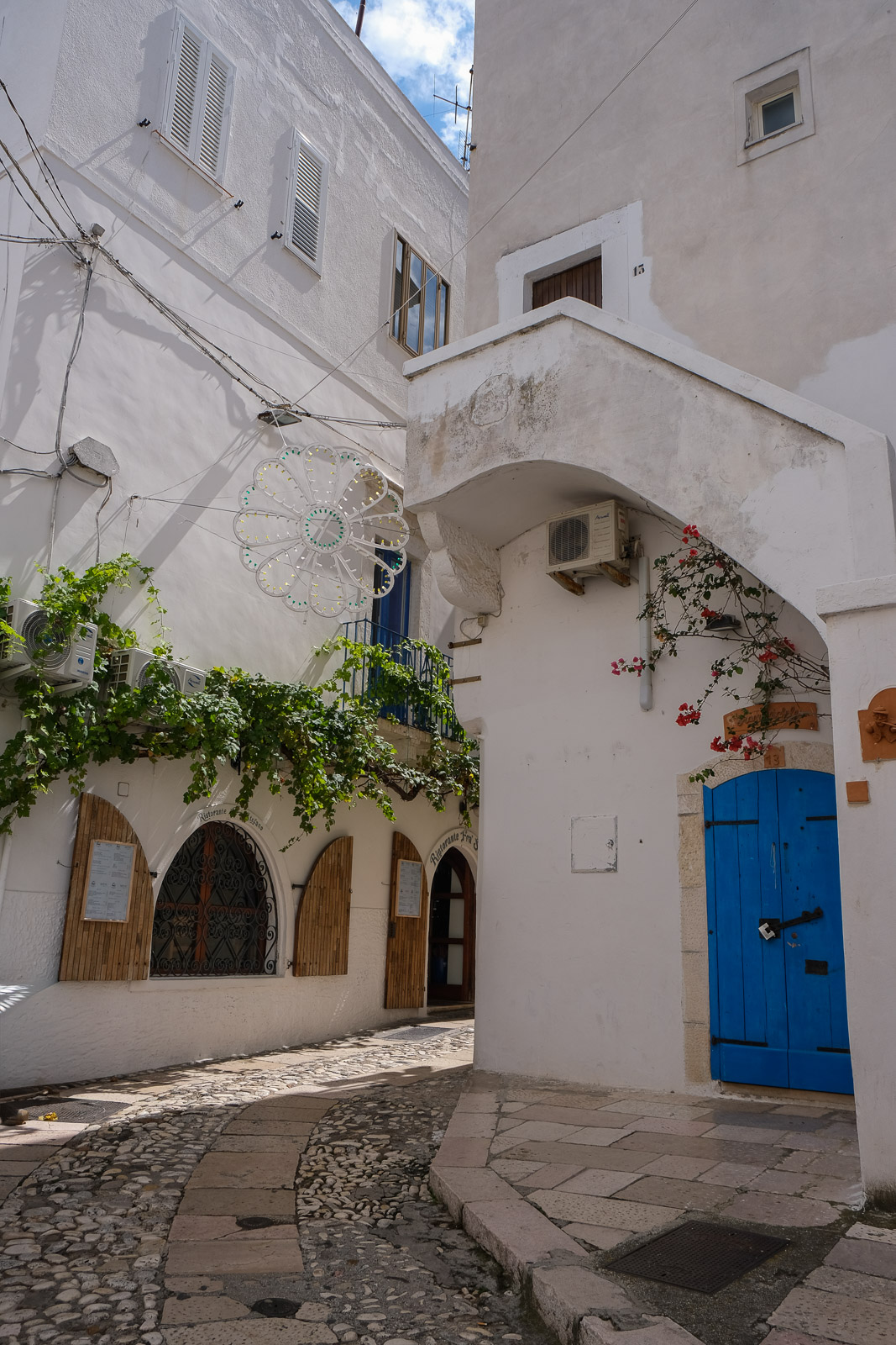 Peschici street=