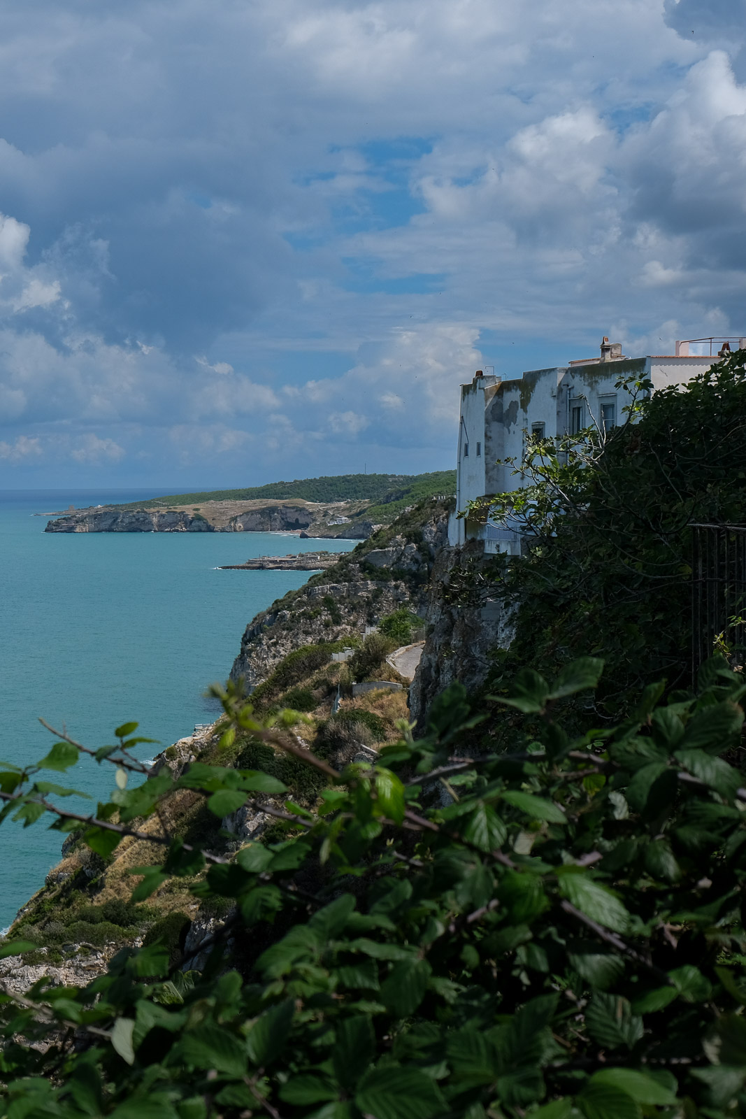 View along cliff=