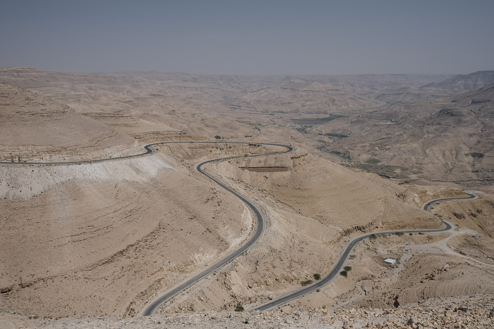 Dusty road=