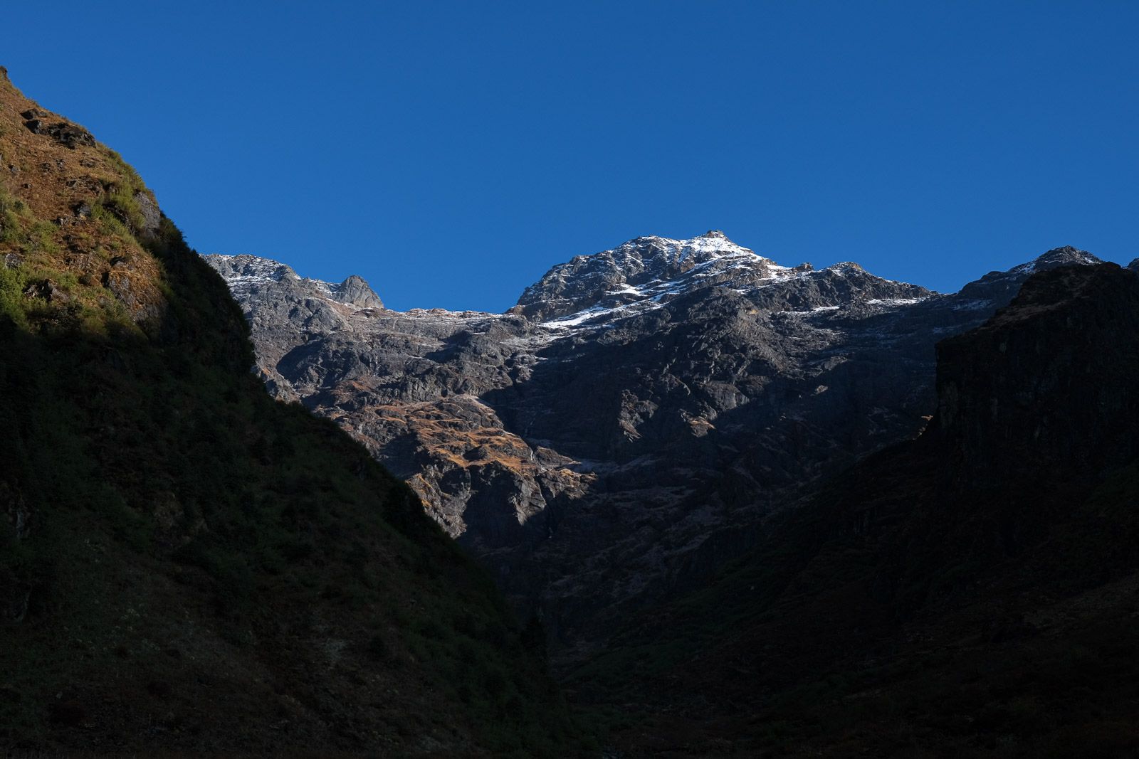 Snowey peak=