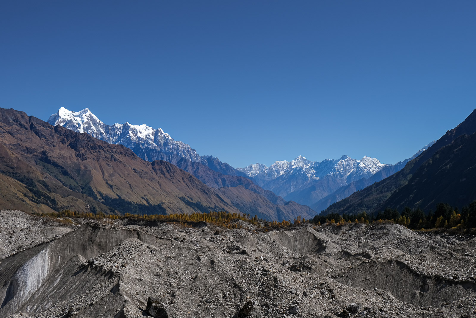 Mountains with larches 2=